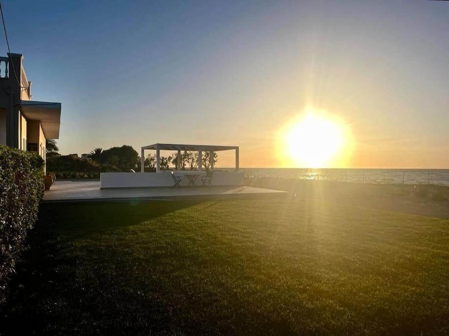 Lambou Beach Sunset Soroni Esterno foto